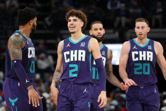 关于赛后孟菲斯灰熊调整名单以备NBA总决赛集结日夏洛特黄蜂调整名单以备NBA总决赛,现场解说直呼:风云突变马赛集结日调整名单的信息 关于赛后孟菲斯灰熊调整名单以备NBA总决赛集结日夏洛特黄蜂调整名单以备NBA总决赛,现场解说直呼:风云突变马赛集结日调整名单的信息